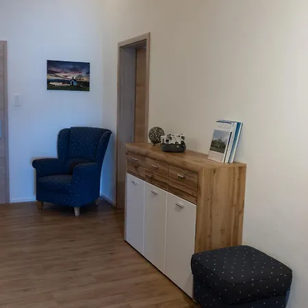 Apartament Schoene Dach-ferienwohnung Magdalena In Ruhiger Umgebung Böbing
